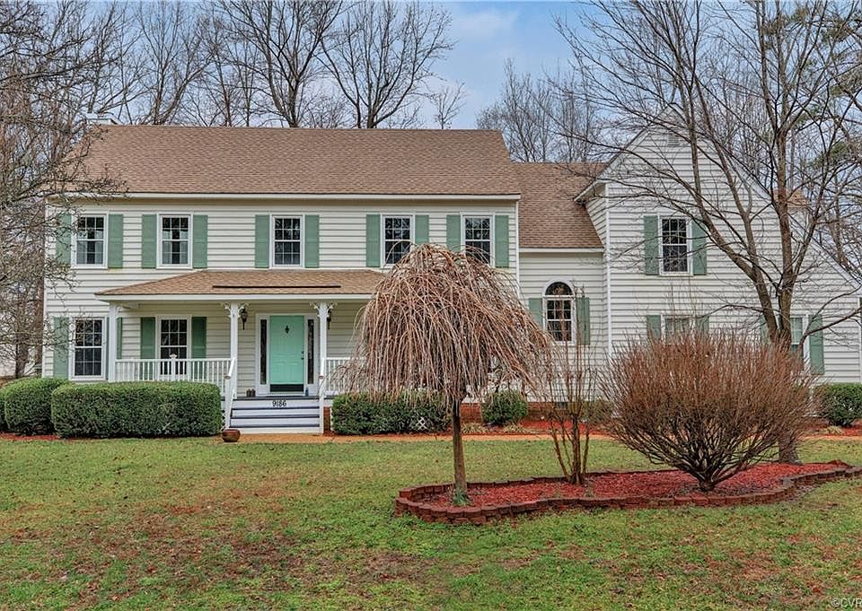1st image of 9186 Hunters Chase Ct