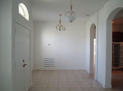 FORMAL LIVING 