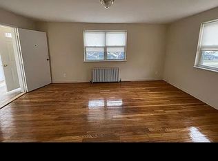 22706 64th Ave FLOOR 1, Oakland Gardens, NY 11364