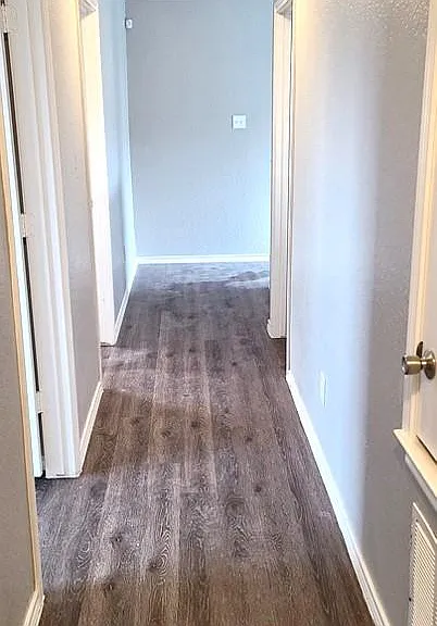 8506 Adams Hill Dr — Photo 23
