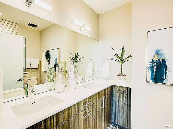 Step into luxury with this elegant bathroom design, perfect for a serene retreat.