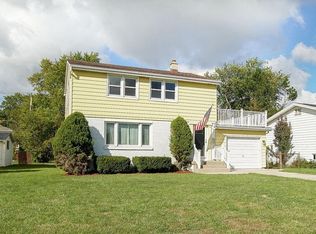 80 Cindy Dr, Williamsville, NY 14221