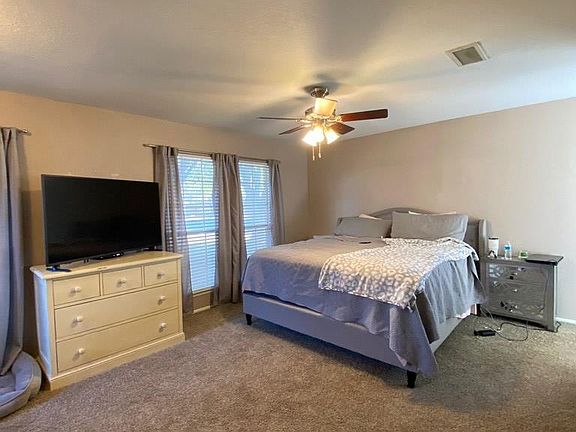 5th image of 2826 Metz Dr