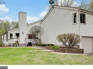 498 Haute Ct, Woodbury, MN 55125