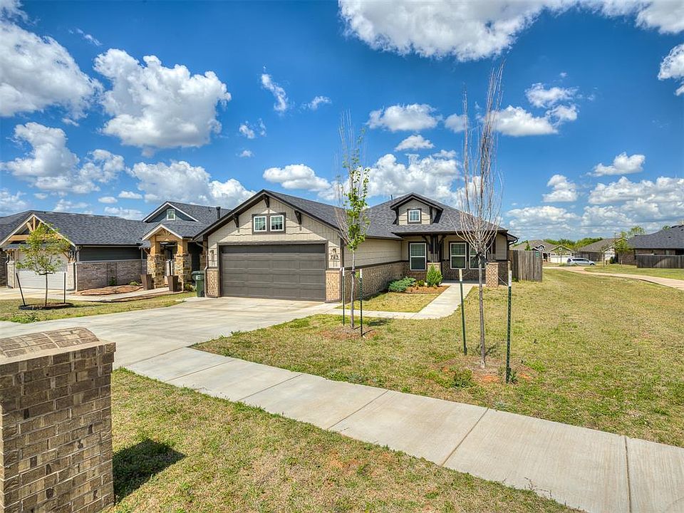 1st image of 713 Ozark Ln