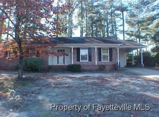 614 Maxine St, Fayetteville, NC 28303