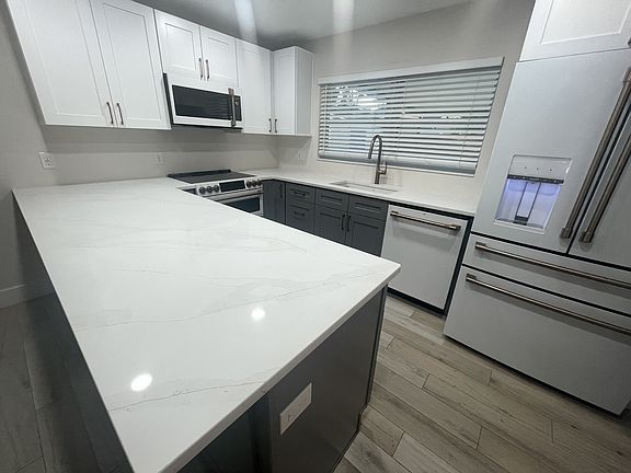 3rd image of 3701 W Gray St