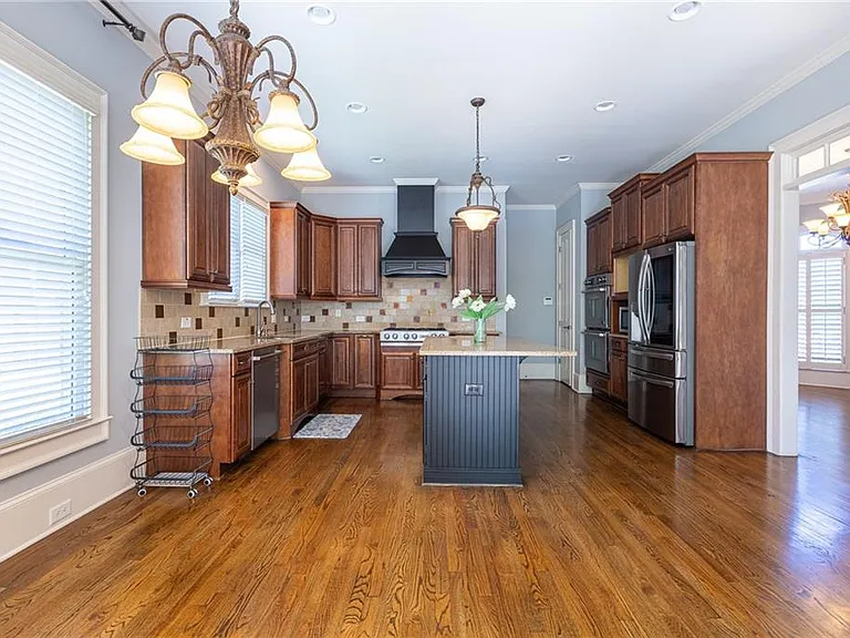 2360 Manor Creek Ct — Photo 19