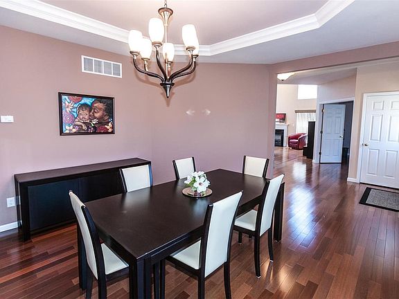 4th image of 15478 Jost Estates Dr