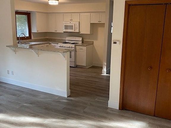 4th image of 2401 Hampshire Ave S #10173890