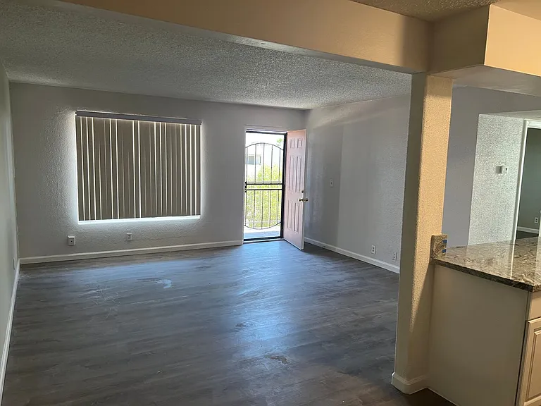 625 S Royal Crest Cir #24 — Photo 4
