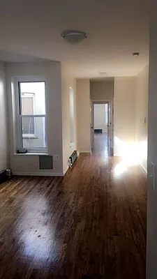 Rented by BuySell Real Estate Inc | media 16