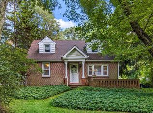 61 Church Ln, Middle Island, NY 11953