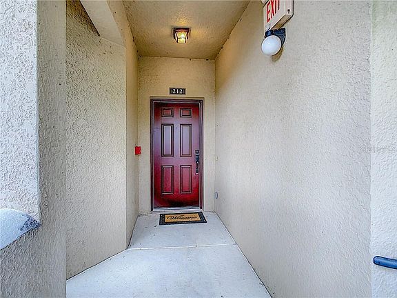5th image of 9441 Myrtle Creek Ln APT 212