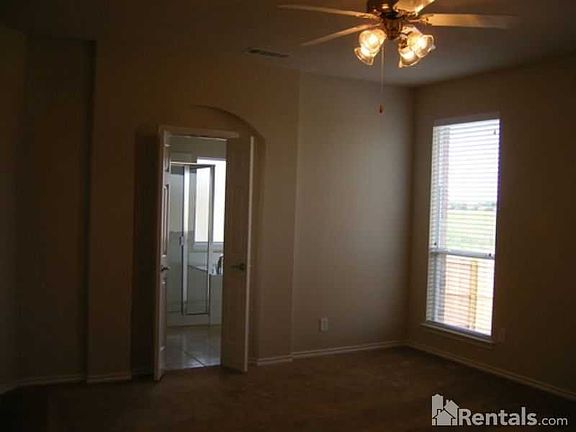 3rd image of 6749 Ambercrest Dr