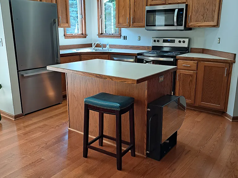 6109 Canton Dr #B — Photo 1