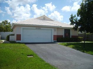 15001 S Waterford Dr, Fort Lauderdale, FL 33331