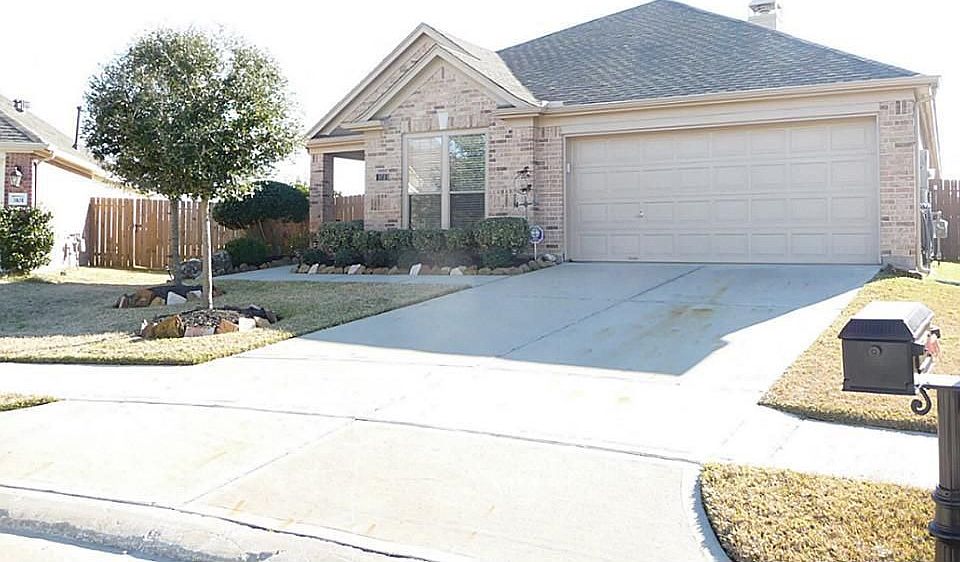 1st image of 875 Sierra Brook Ln