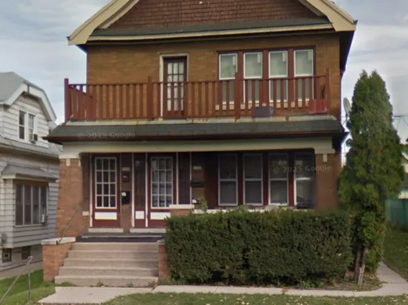 3140 S 12th St, Milwaukee, WI 53215