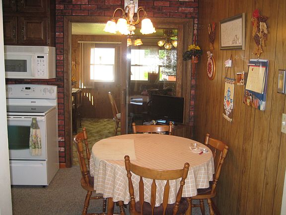 BREAKFAST TABLE