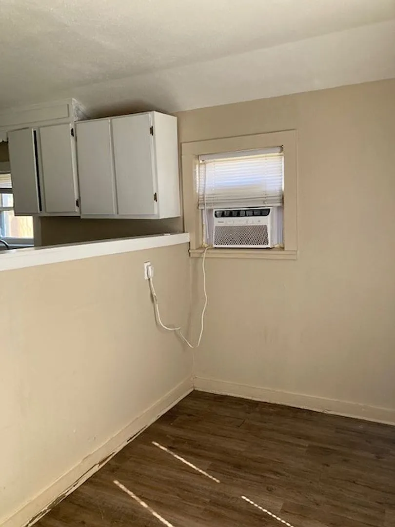 Cute 1 bed/1 bath — Photo 4