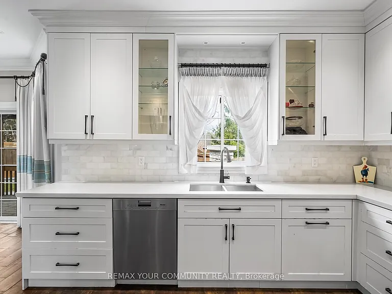 31 Marinucci Ct — Photo 15
