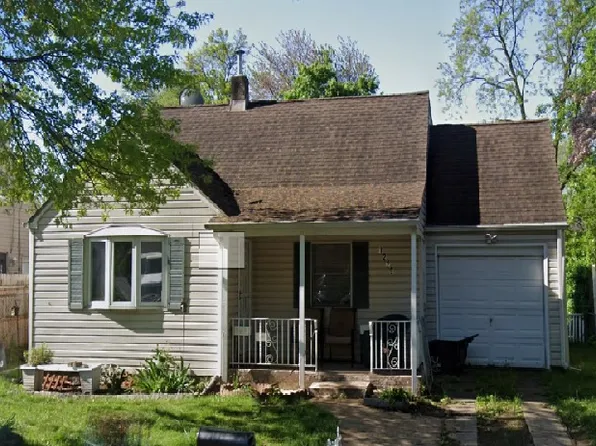 1226 Pacific Ave, Bristol, PA 19007