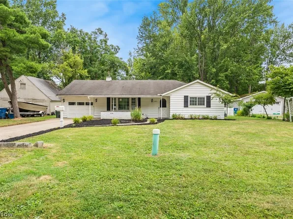 25811 Water St, Olmsted Falls, OH 44138