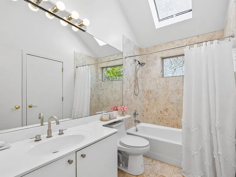 12 Douglas Ct — Photo 12