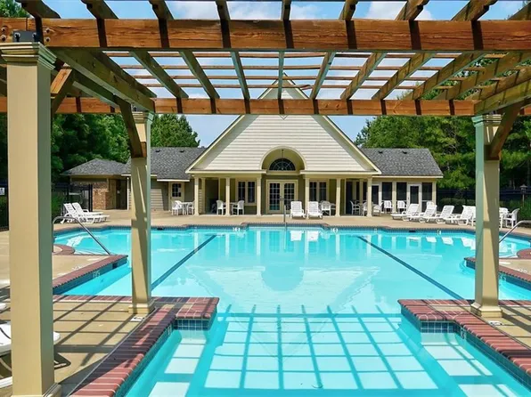 227 Wildlife Trce, Chesapeake, VA 23320