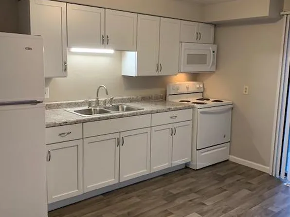 881 Gettysburg Dr APT 3, Bourbonnais, IL 60914