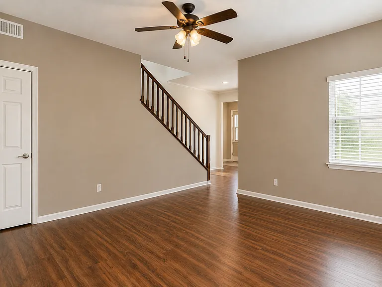 4756 E Laurel Ave — Photo 10