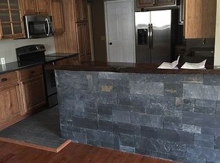 1005 Lilac Ln, Wayne, NE 68787