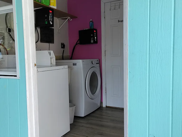 3048 Lunar St #7 — Photo 10