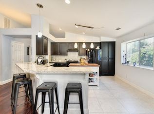 1284 Canevari Dr, Roseville, CA