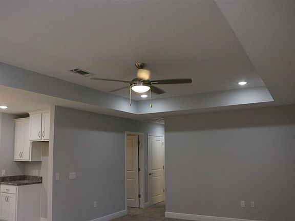 4th image of 8449 Walnut Ave