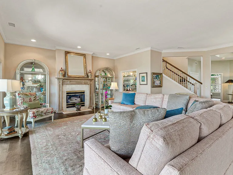 25 Spartina Cres — Photo 16
