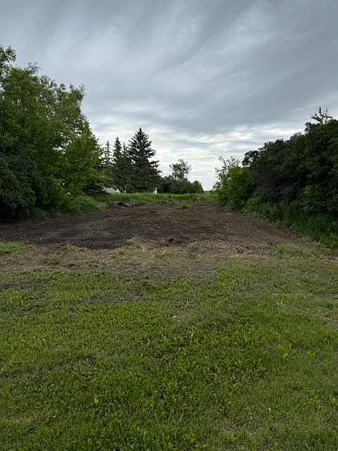 2nd image of 16 Main St
