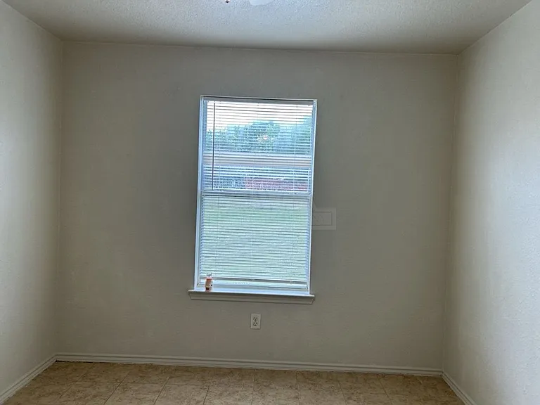1505 Dugger Cr, Killeen — Photo 14