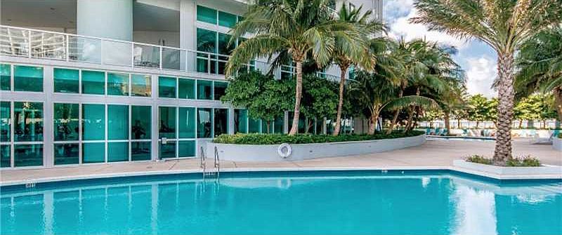 1st image of 1900 N Bayshore Dr APT 2505