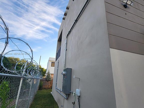 4th image of 6233 NW 20th Ave #A