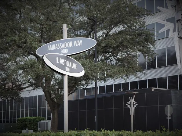 5050 Ambassador Way APT 318, Houston, TX 77056