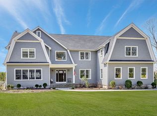 875 Westview Dr, Mattituck, NY 11952