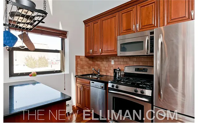 Rented by Douglas Elliman | media 16