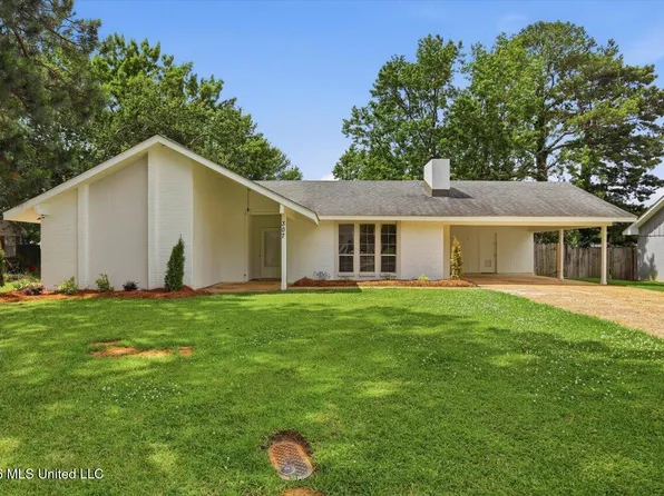 307 Pear Orchard Cir, Ridgeland, MS 39157