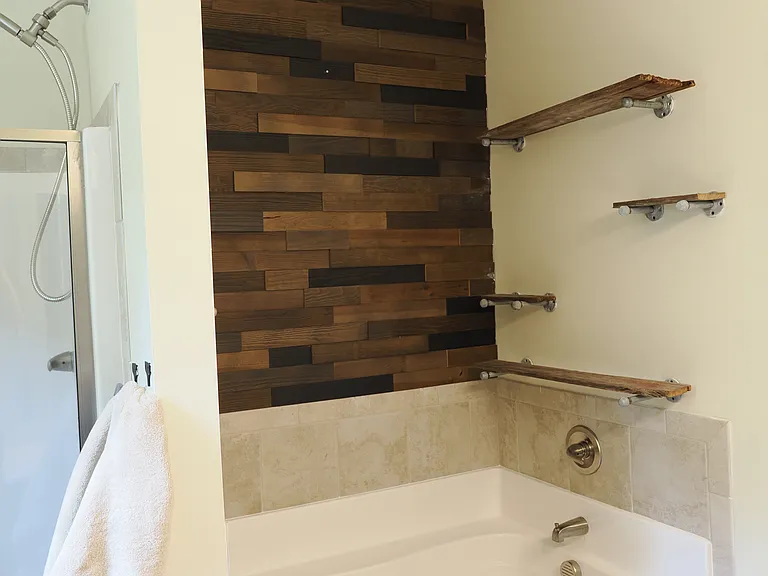 611 Winfall Dr — Photo 16