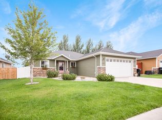 2009 23rd St W, Williston, ND 58801