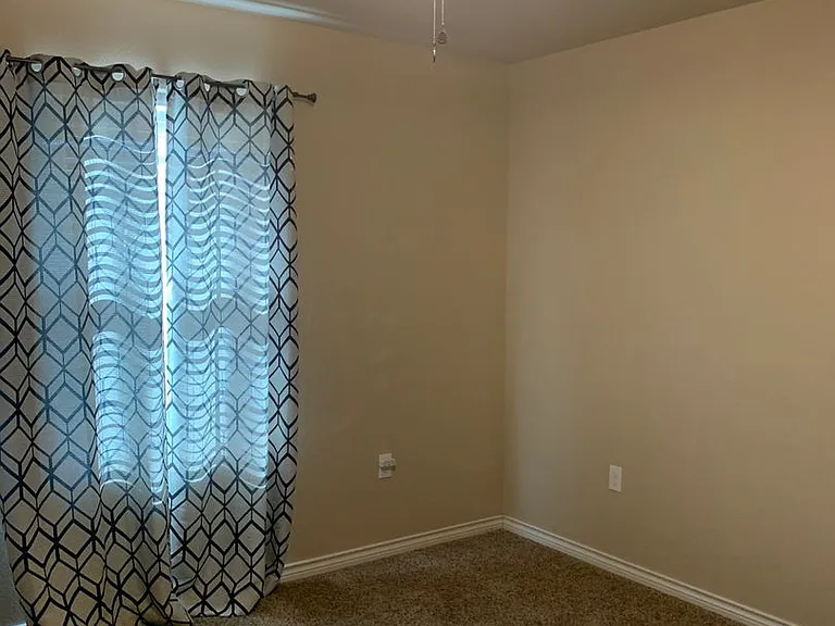 4301 Sandstone Dr — Photo 21