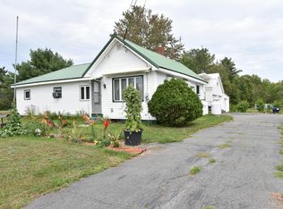 485 Main Rd, Passadumkeag, ME 04475