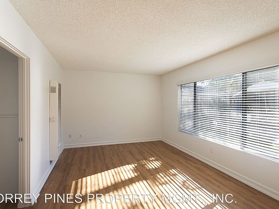 2nd image of 4266 Valeta St